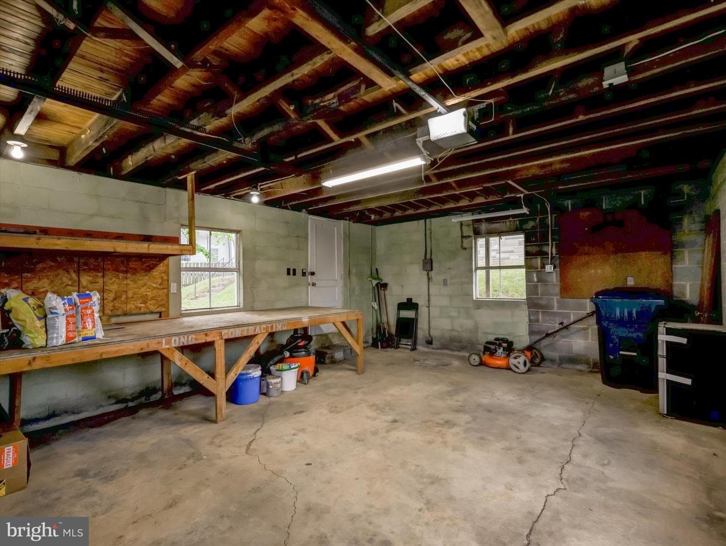 25 Young Avenue photo 46