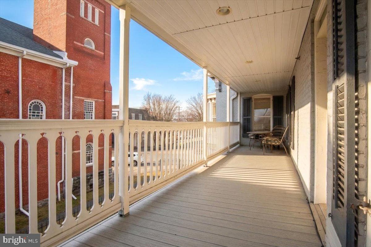 140 S Potomac Street photo 26