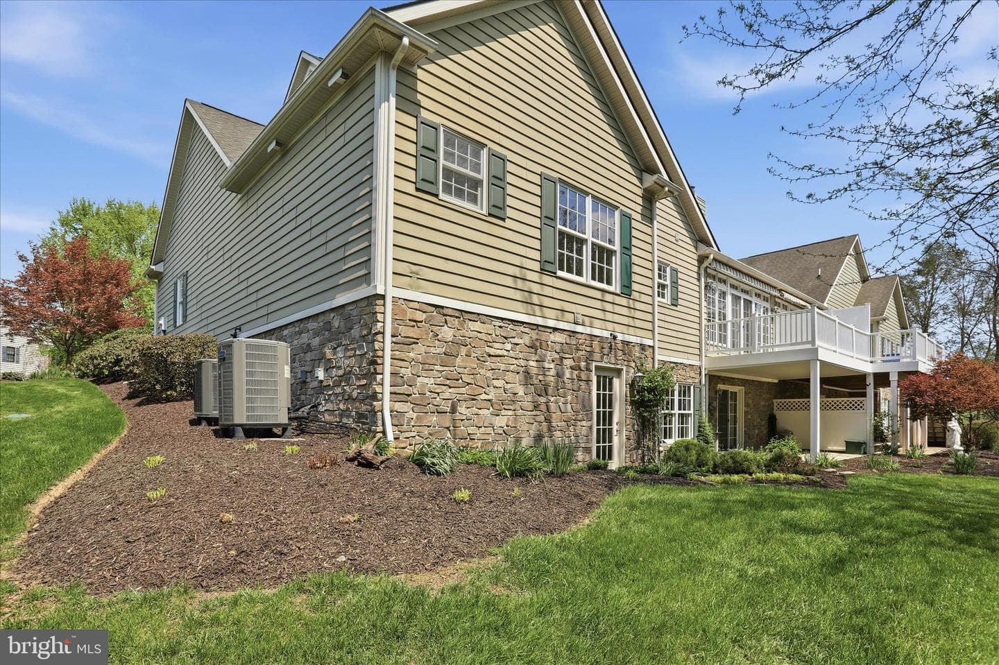 13056 Hawkins Circle photo 4
