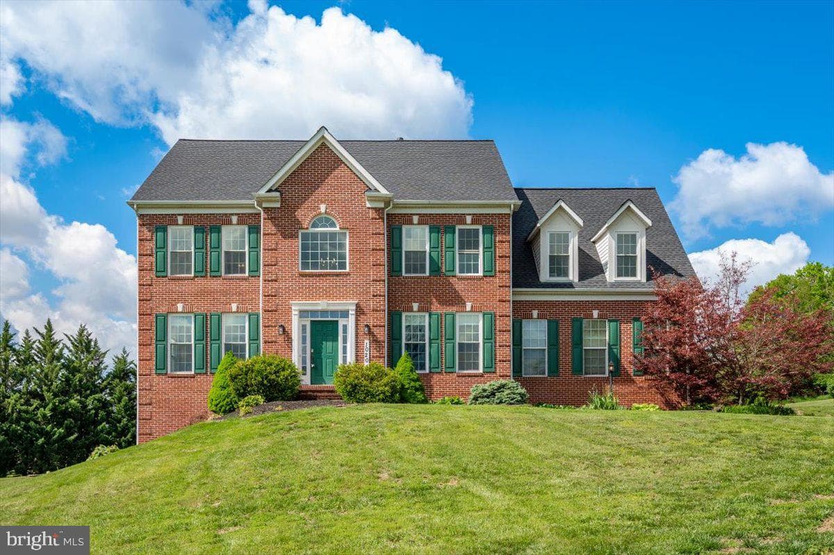 10204 Easterday Court