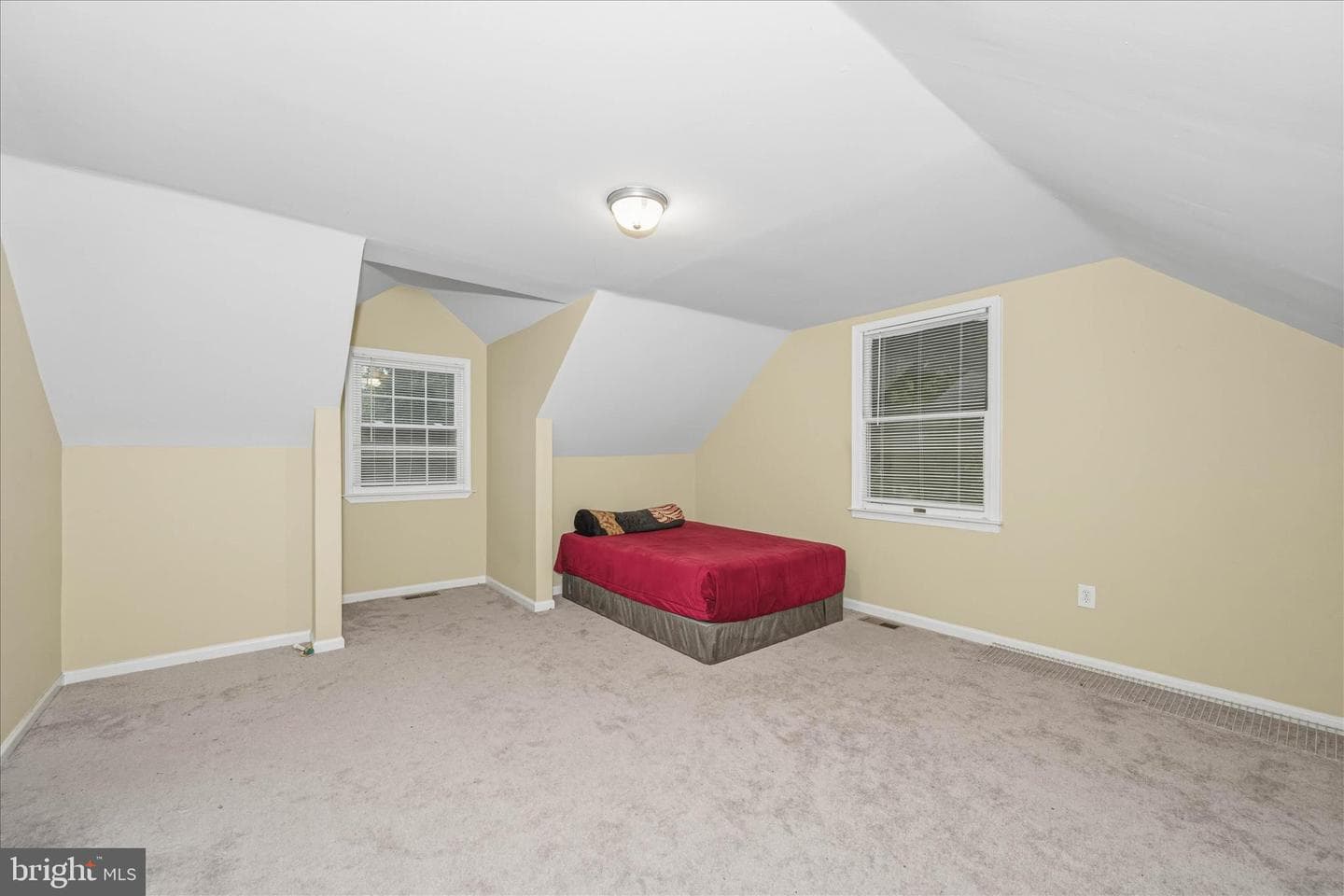 16300 Kaiser Court photo 28