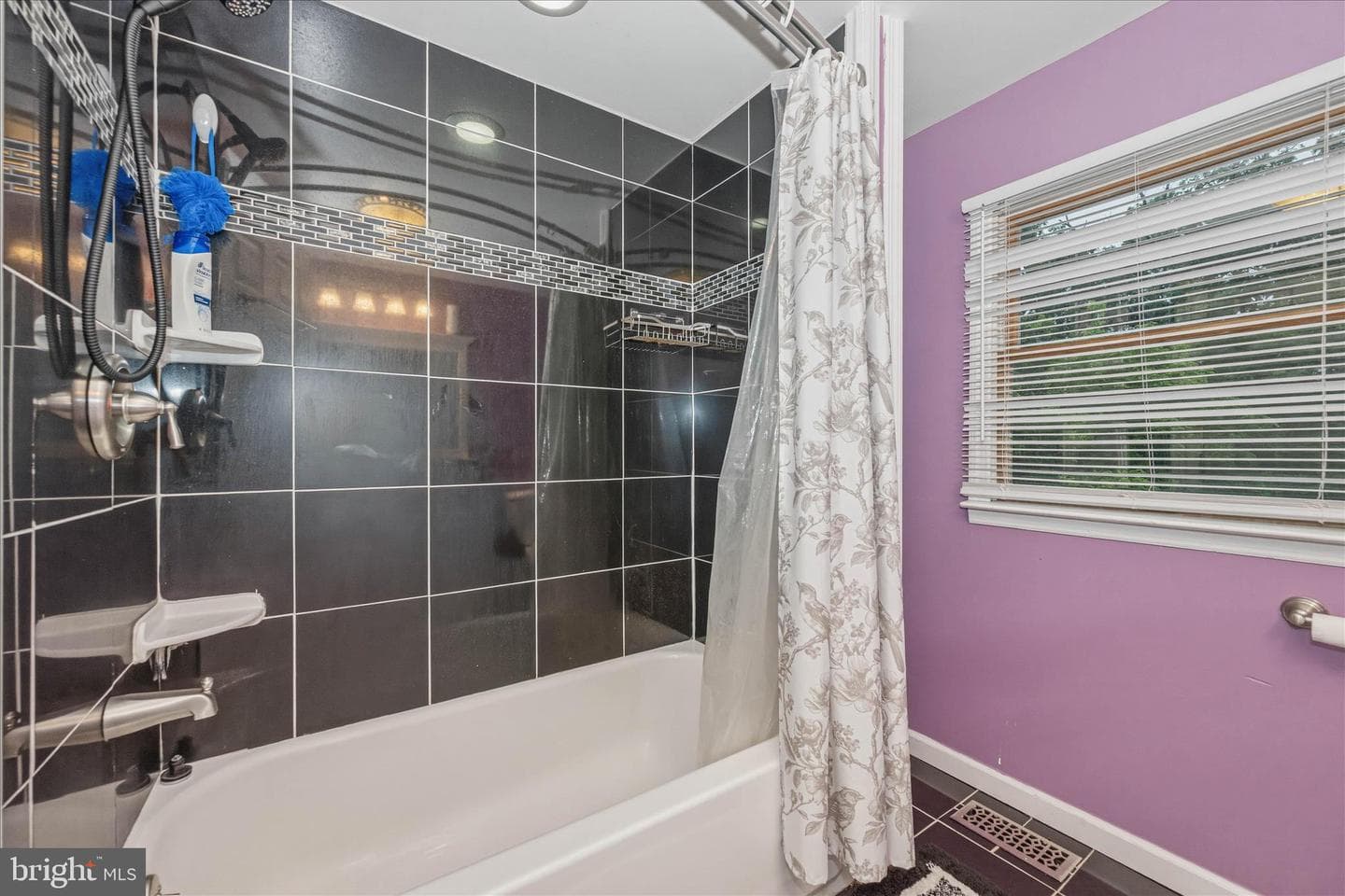 16300 Kaiser Court photo 32
