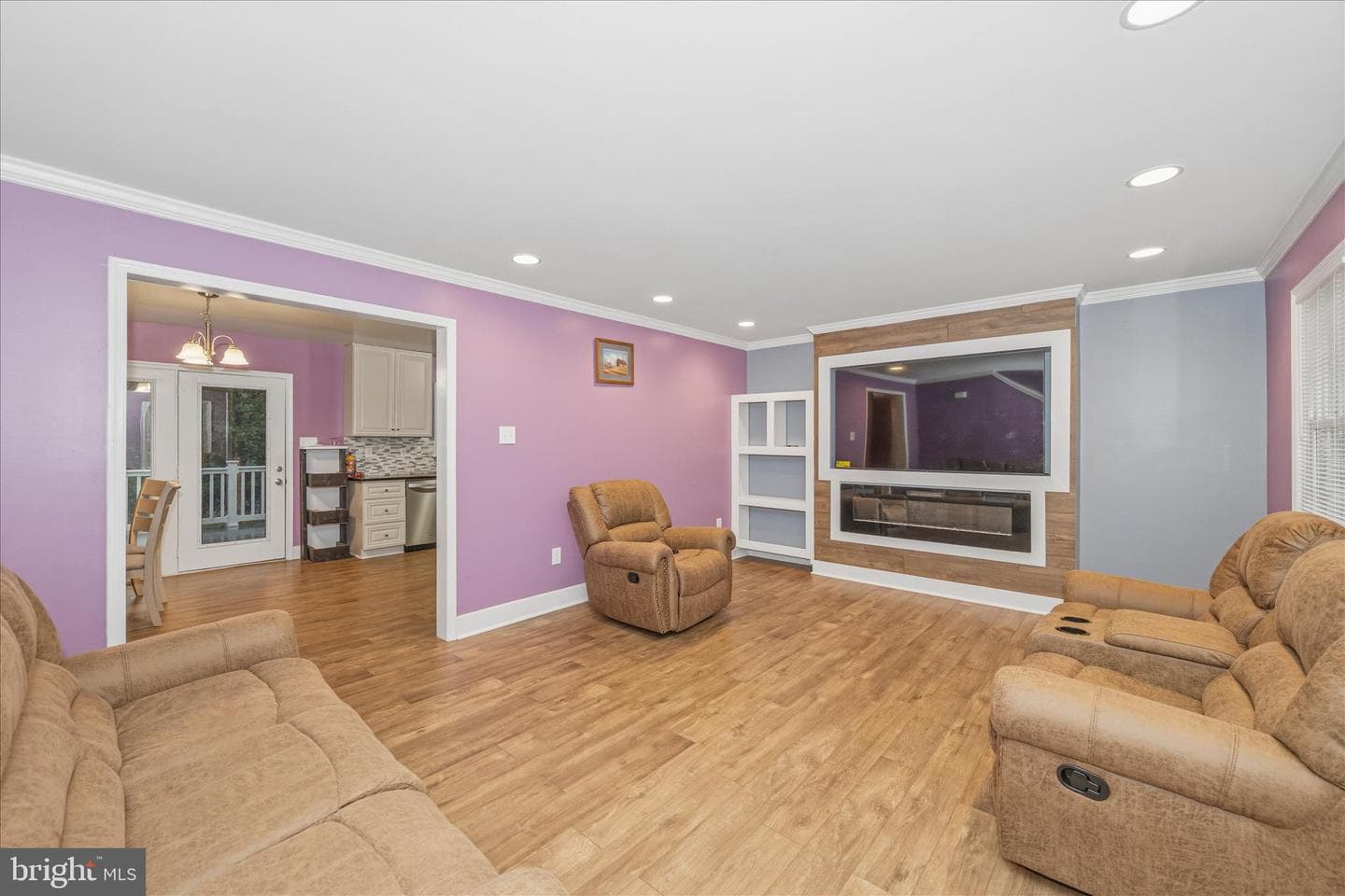 16300 Kaiser Court photo 8