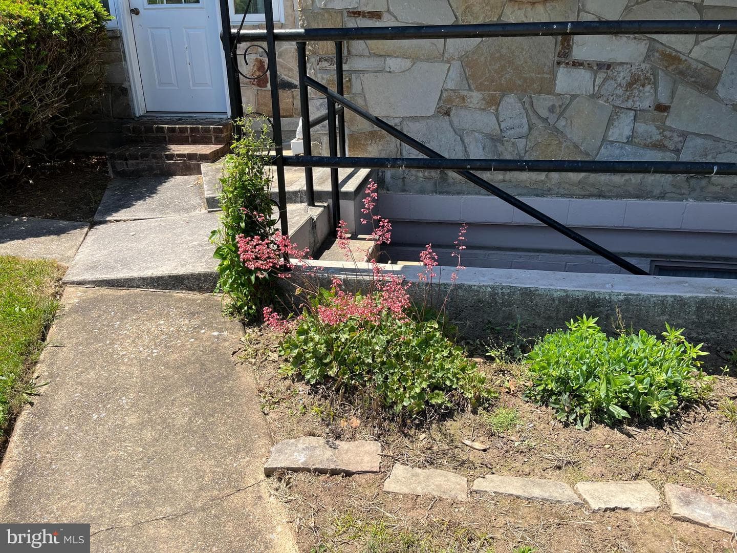 216 Maryland Avenue photo 38