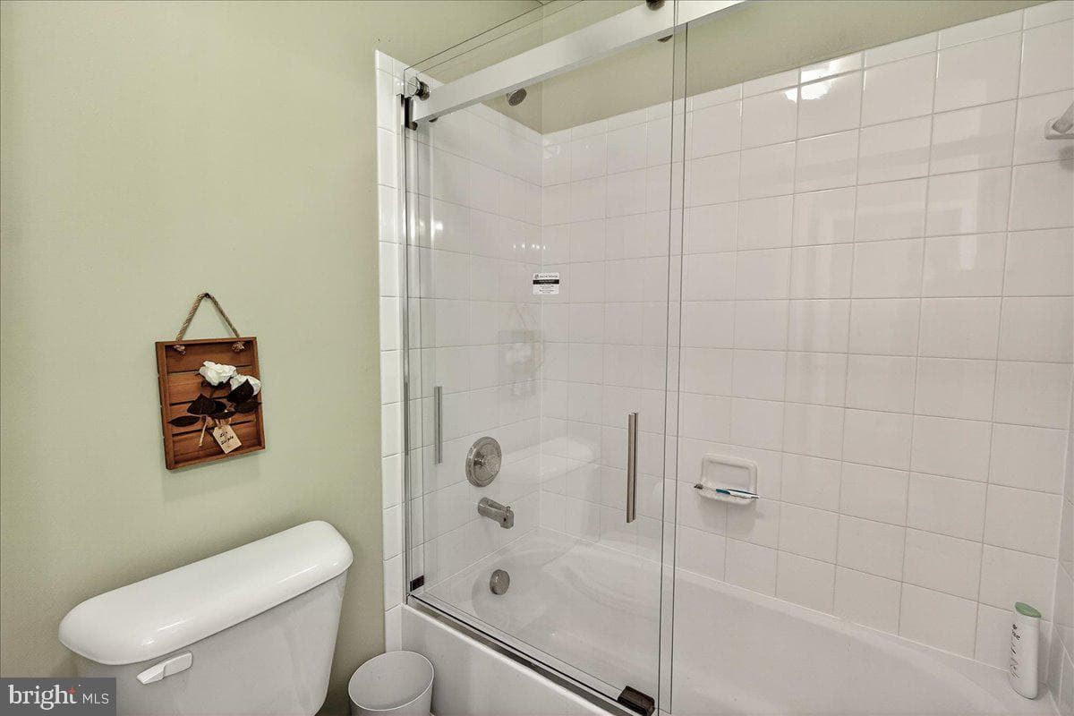 18250 Misty Acres Drive photo 37