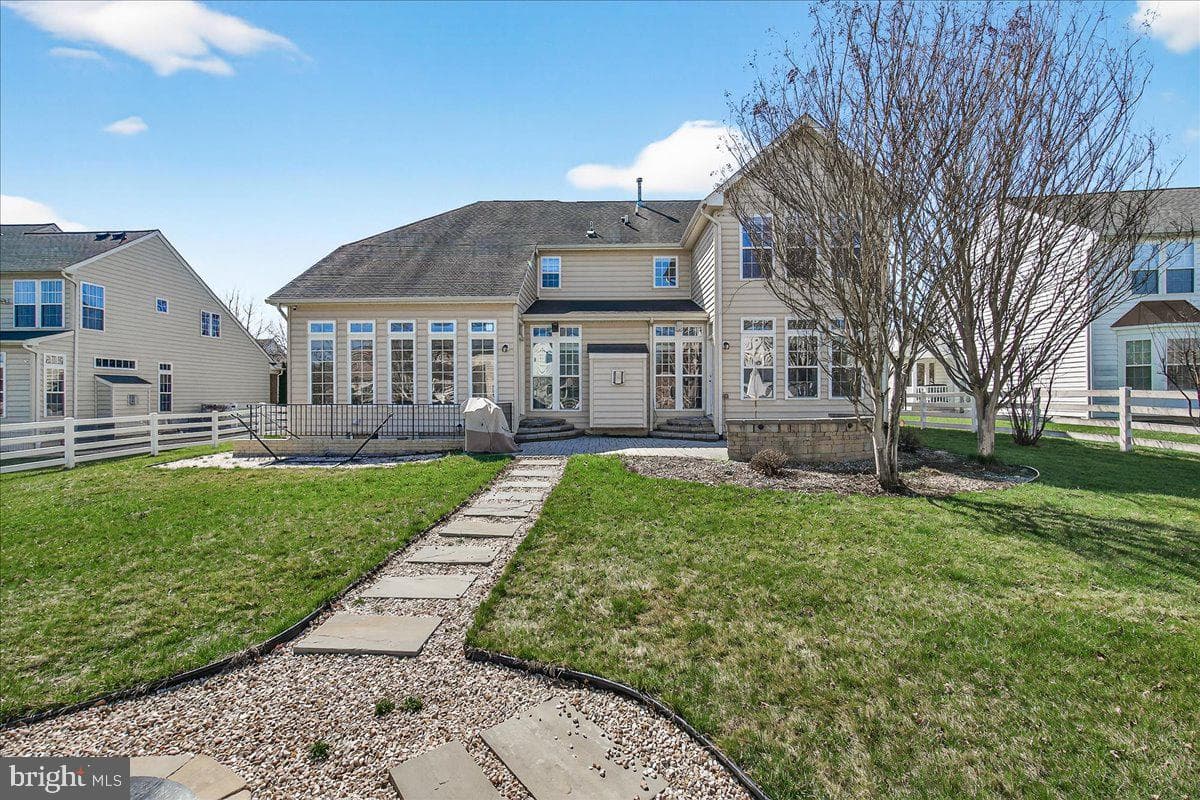 18250 Misty Acres Drive photo 55