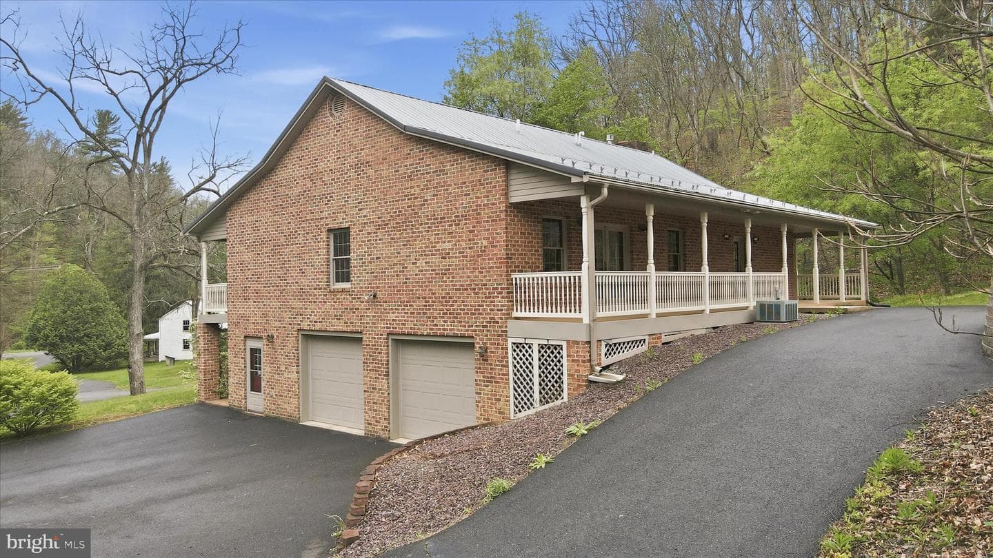 13834 Hollow Road photo 4