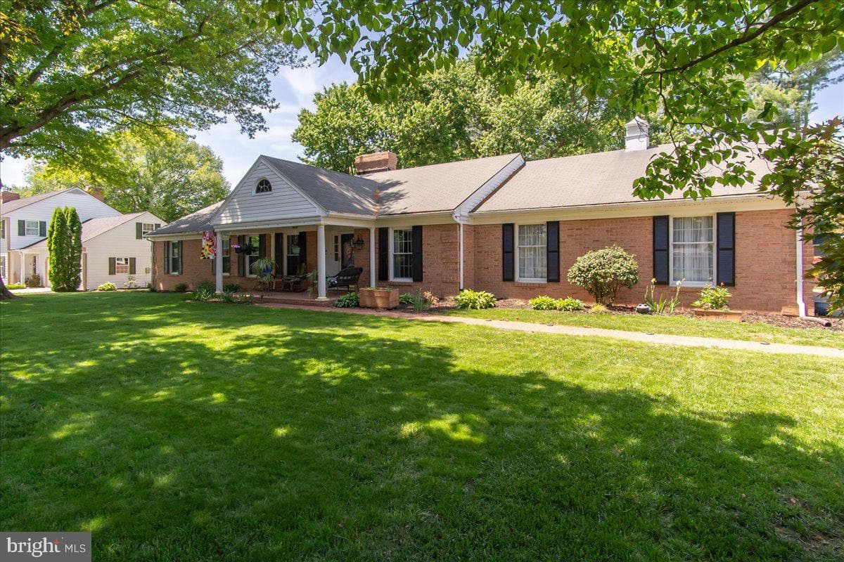 19811 Spring Creek Road photo 3