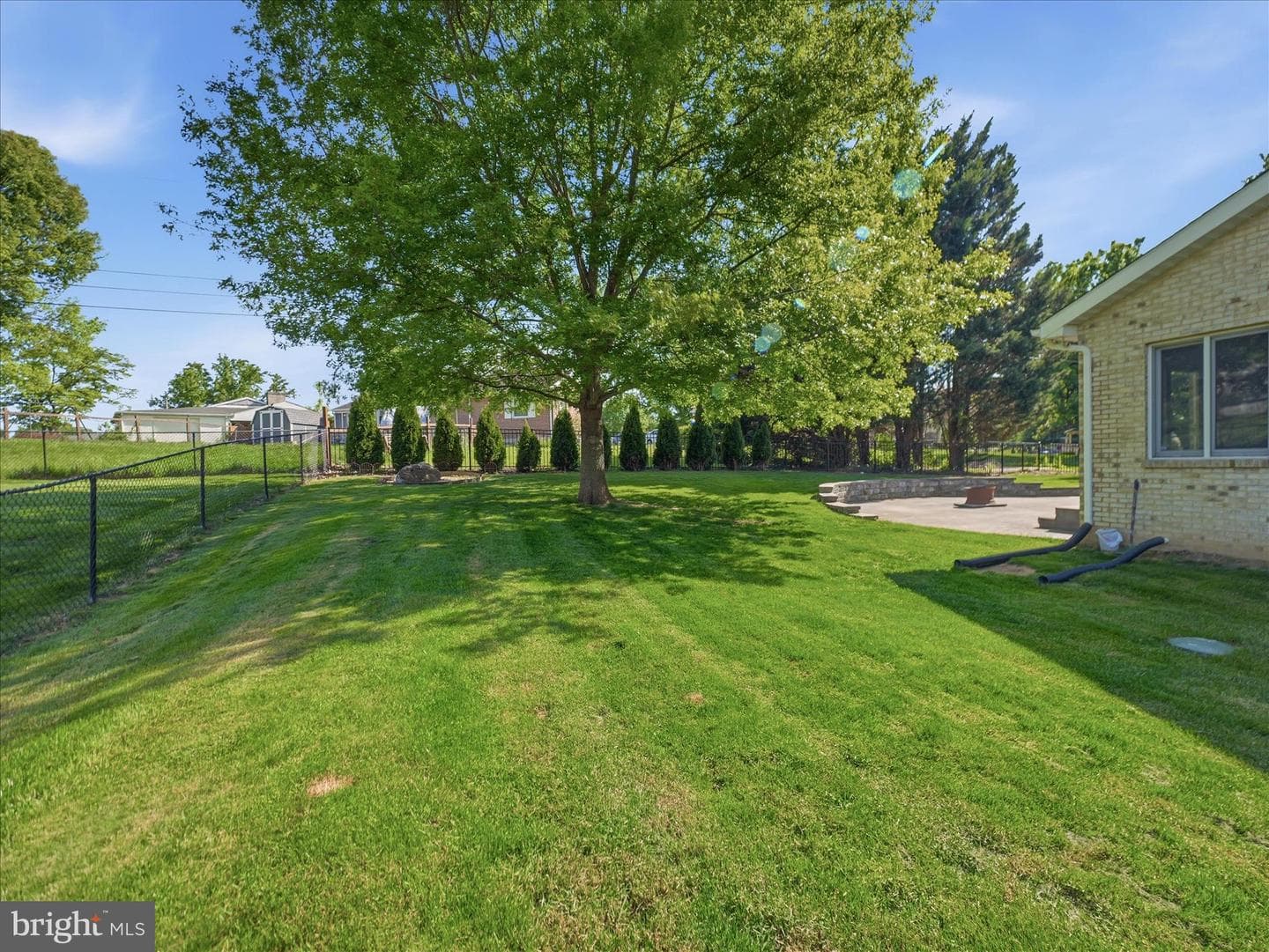 10727 Apple Tree Lane photo 33