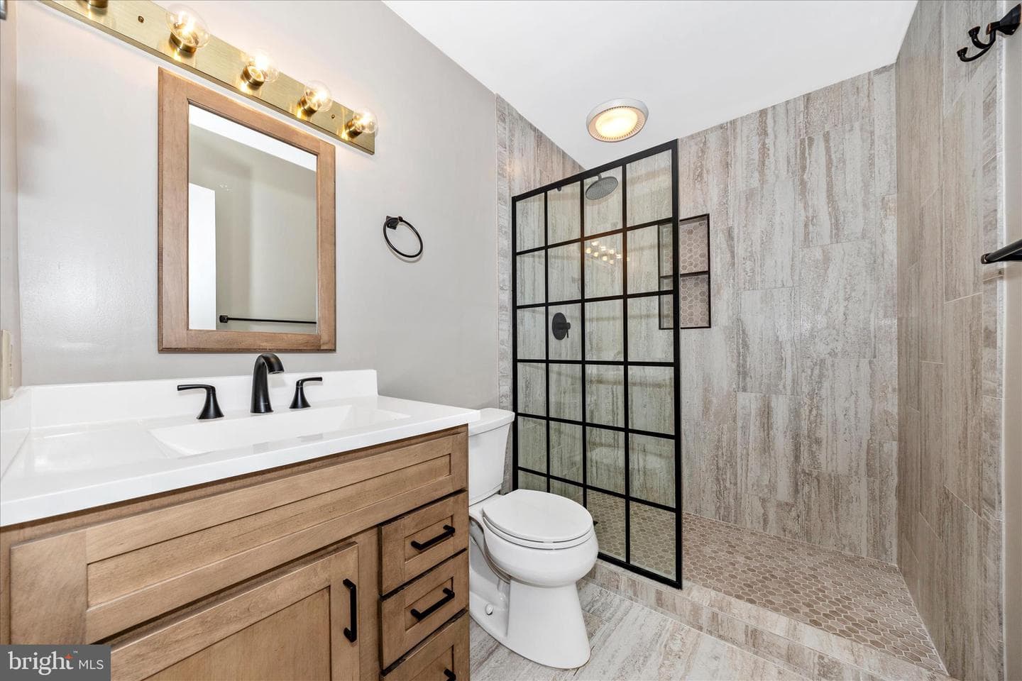 10901 Hopewell Road photo 30