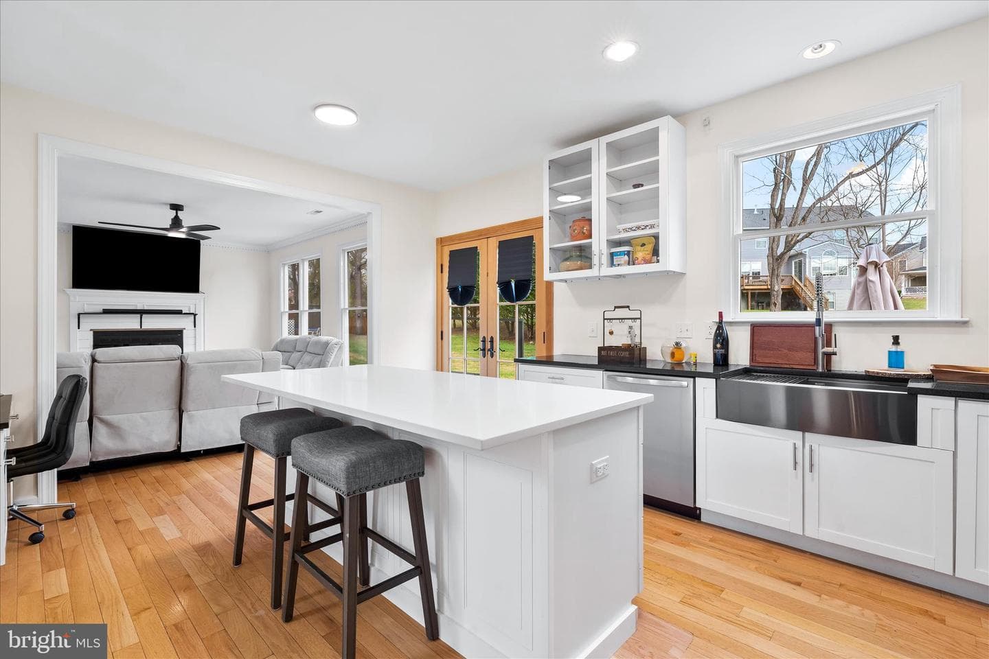 11411 Woodview Drive photo 4
