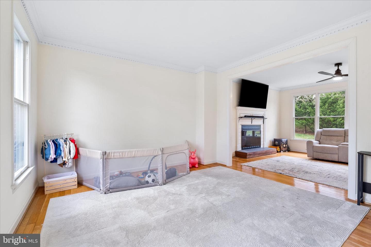 11411 Woodview Drive photo 9