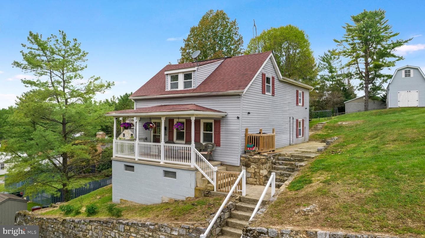 205 E Antietam Street, Sharpsburg