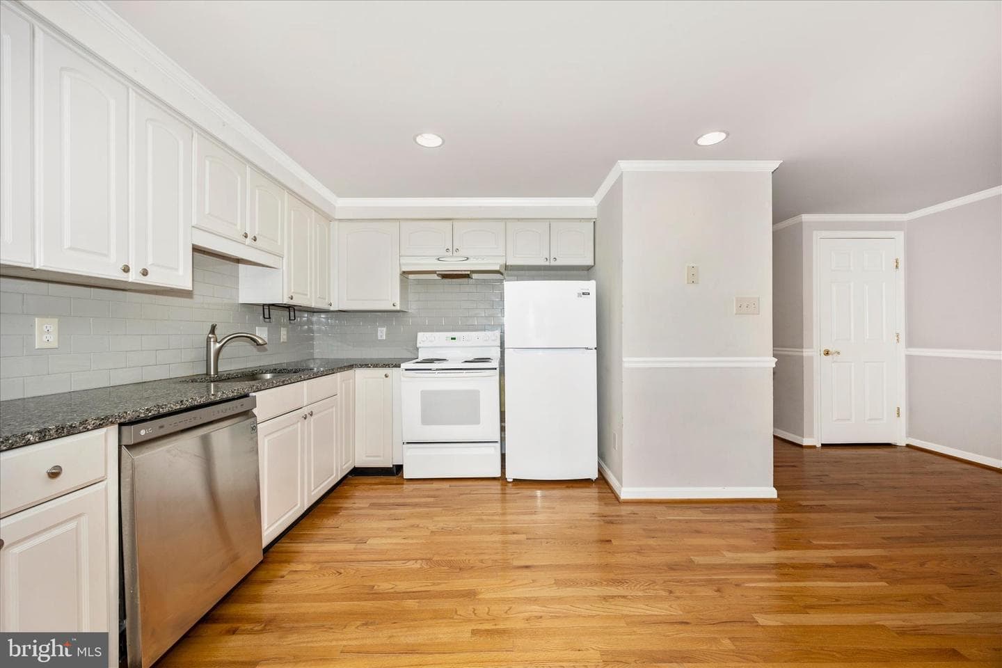 117 Valley View Court photo 18