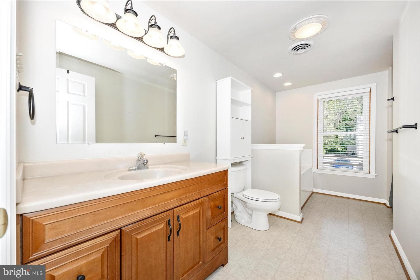 117 Valley View Court photo 28