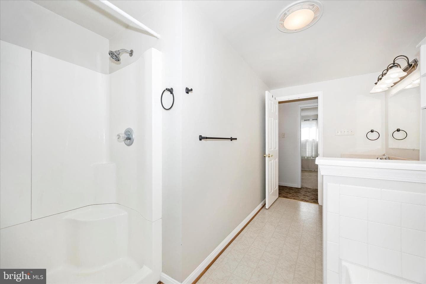 117 Valley View Court photo 31