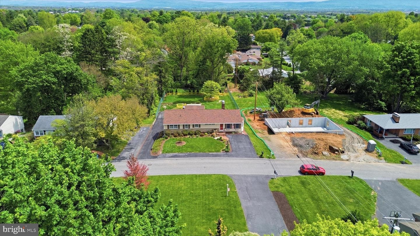 13315 Apple Hill Drive photo 5