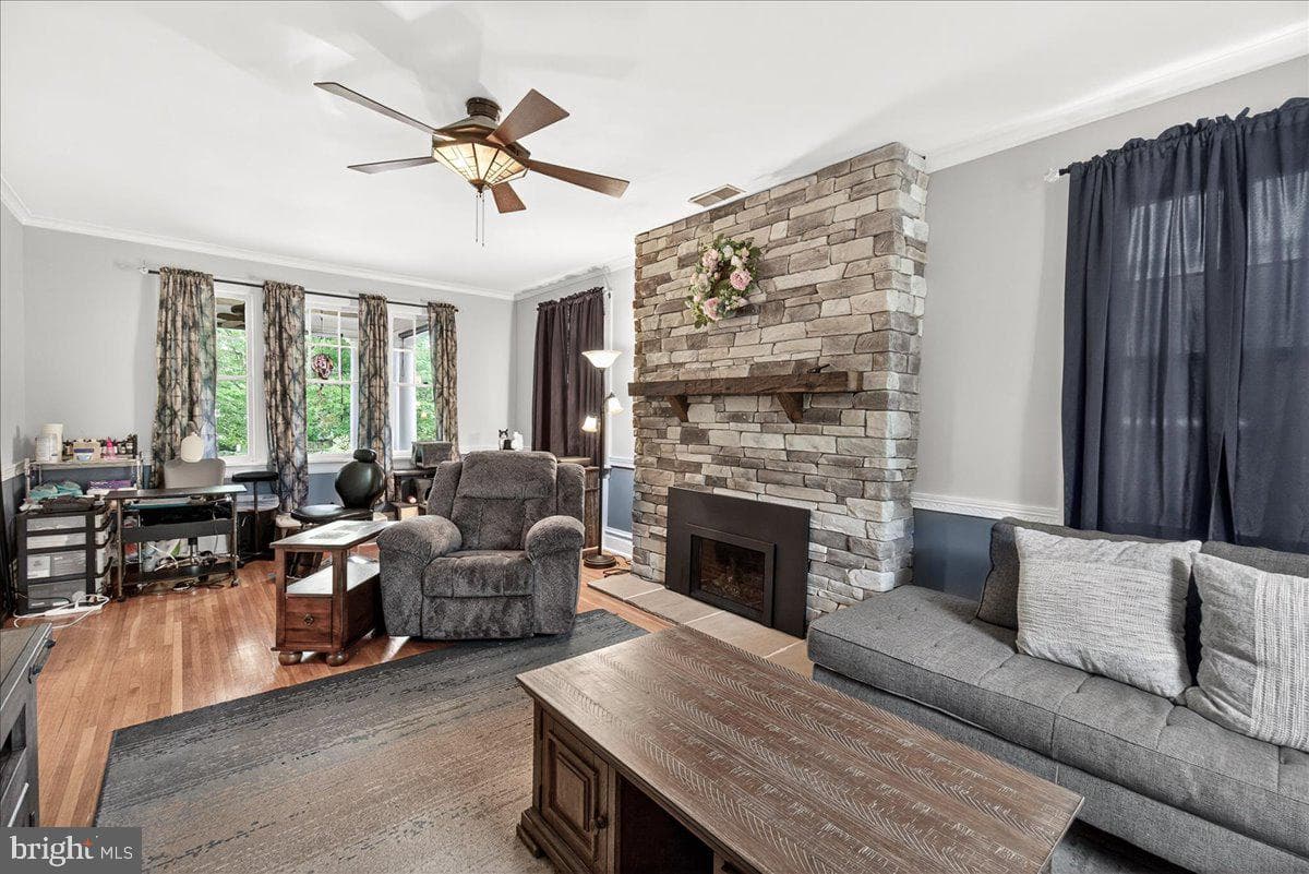 1131 Oak Hill Avenue photo 6