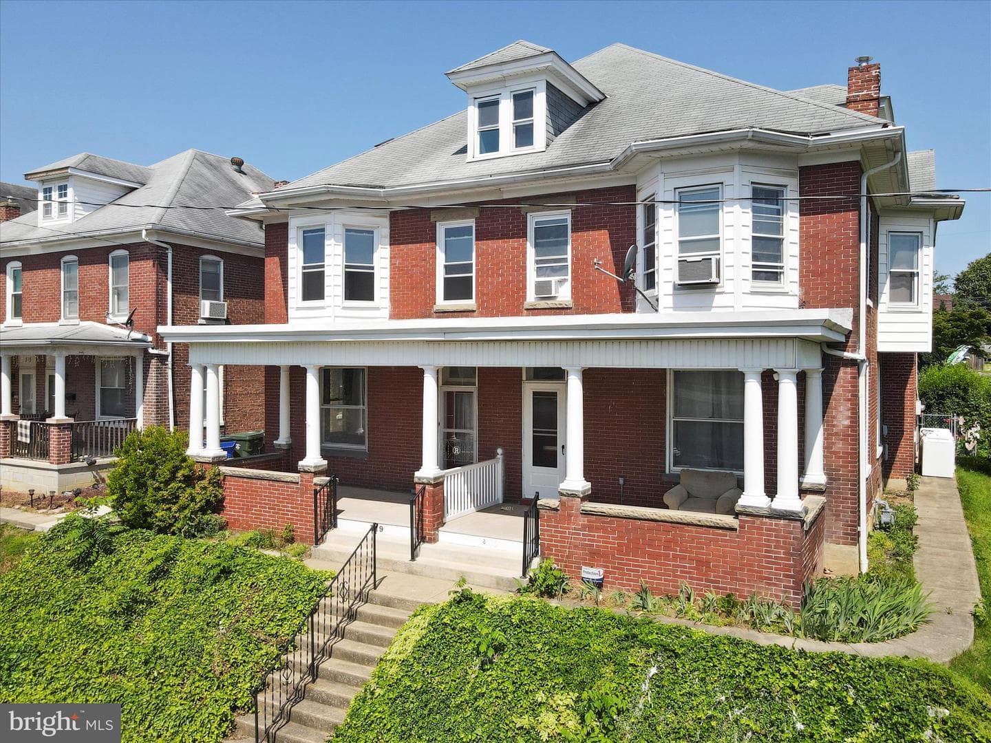 319 West Side Avenue photo 4