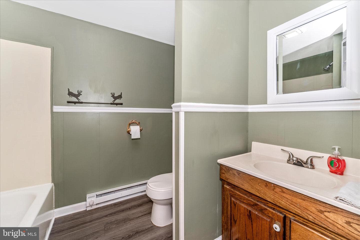 21321 Leiter Street photo 25