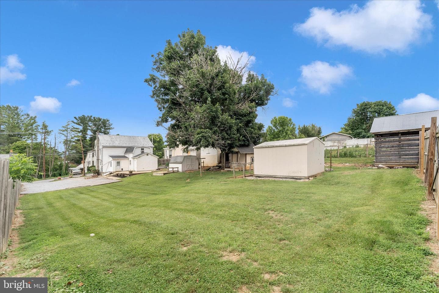 21321 Leiter Street photo 53