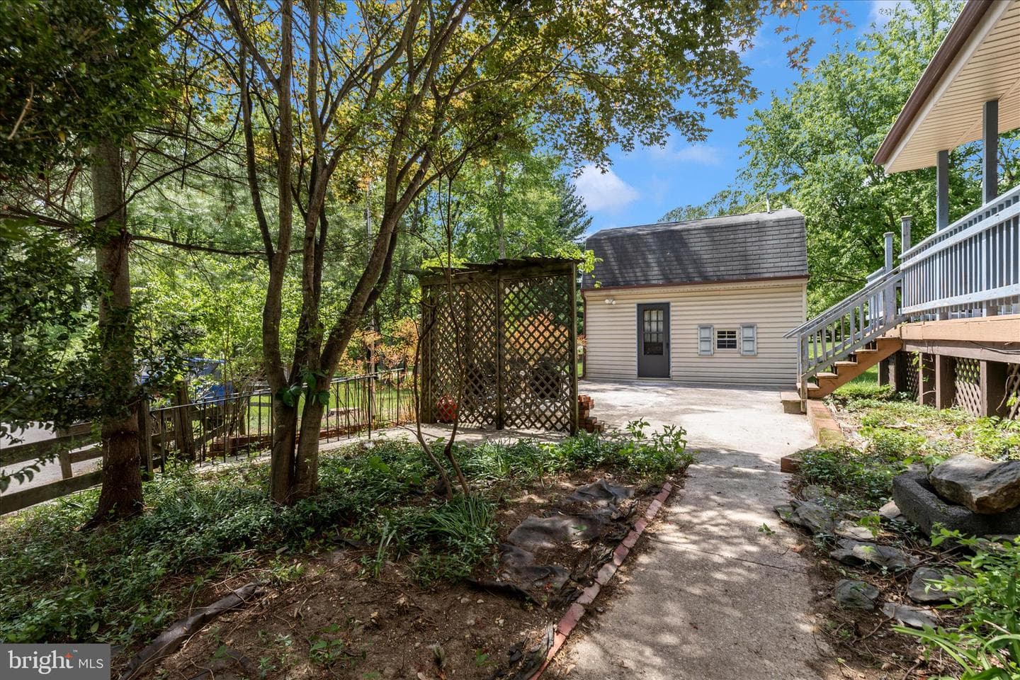 3020 Chestnut Grove Road photo 37