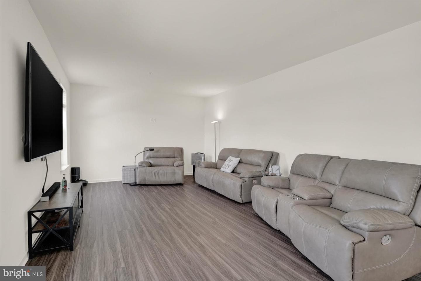 18234 Petworth Circle photo 16