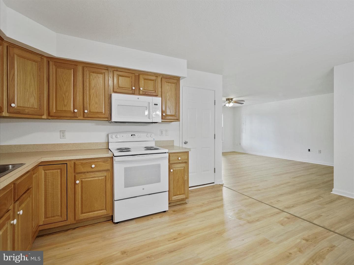 920 Frederick Street photo 13