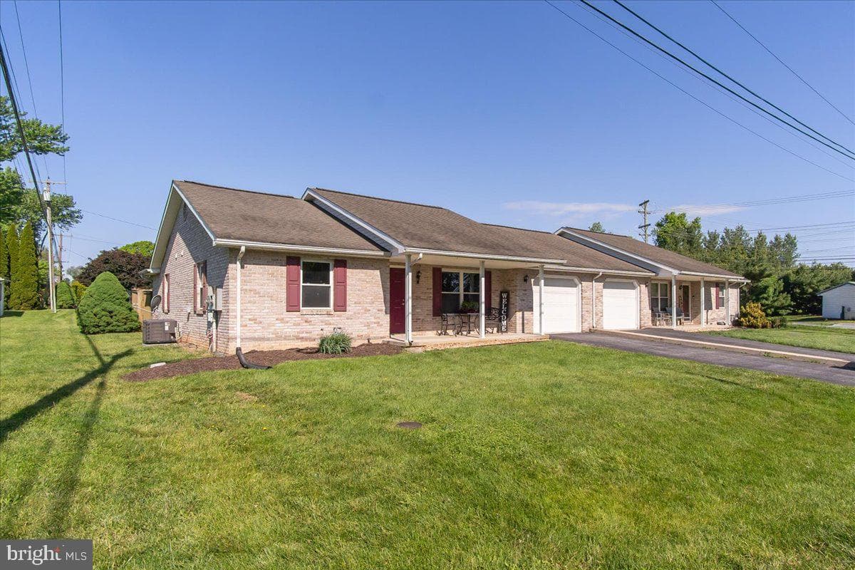 13401 Cherry Tree Circle photo 3