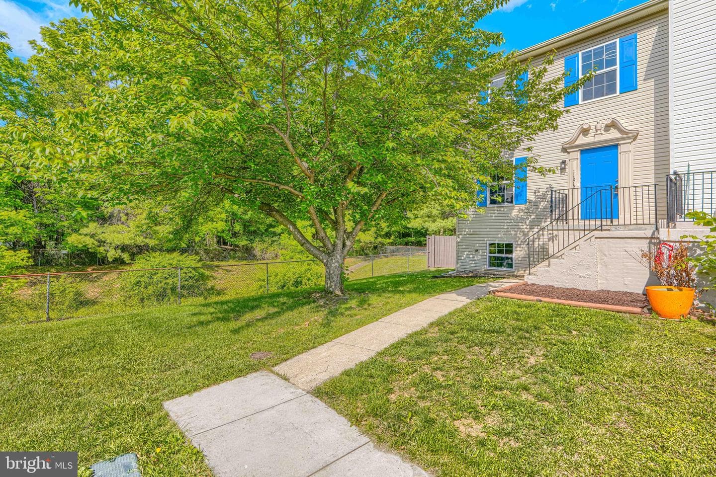 11212 Robins Glenn Drive photo 2
