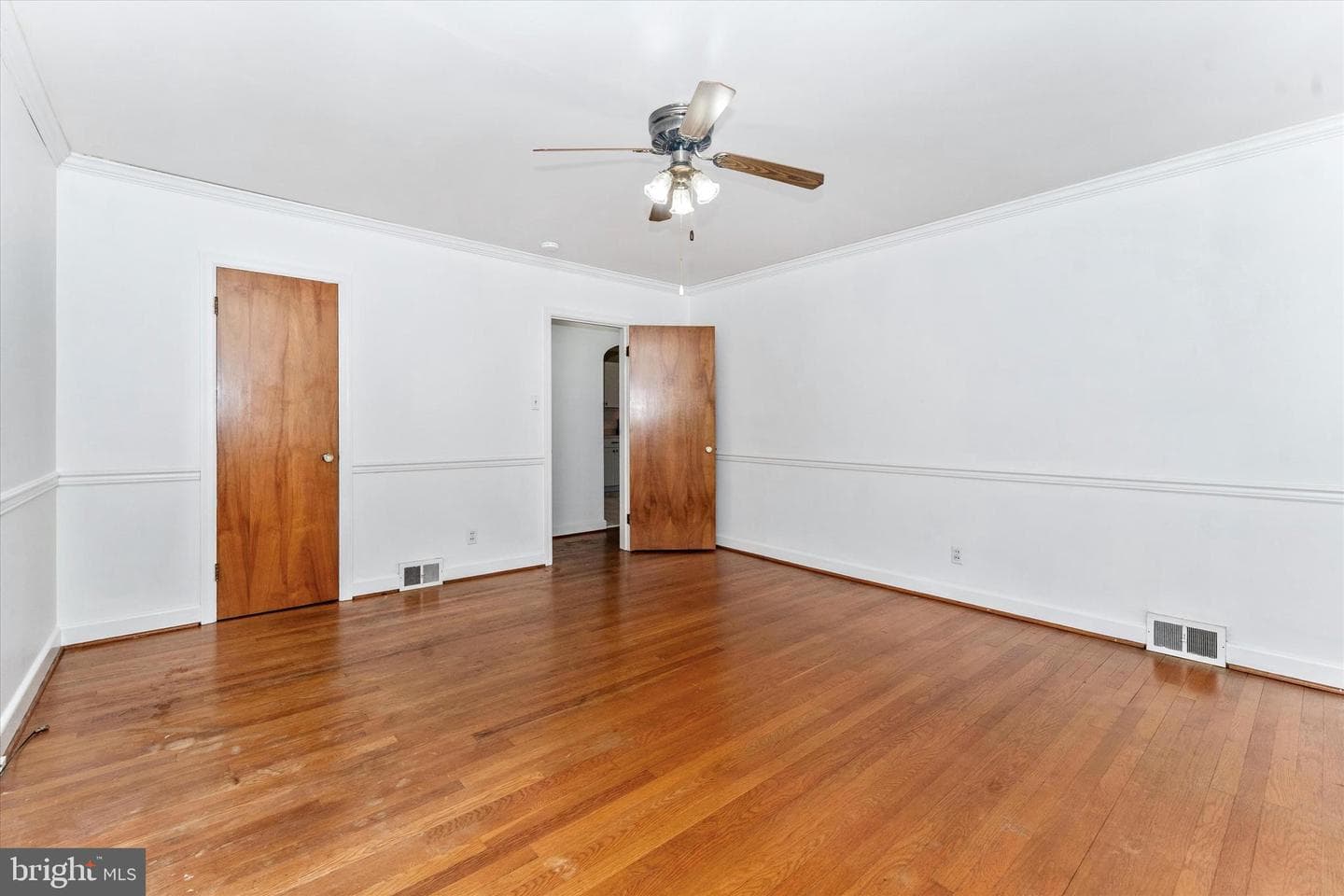 130 E Potomac Street photo 12