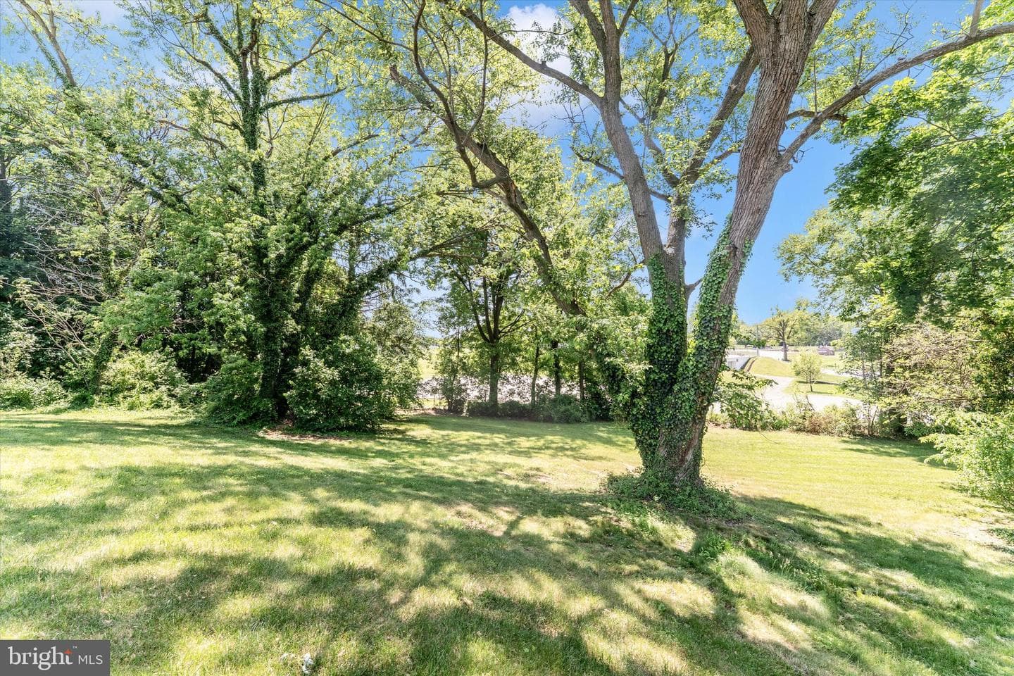 130 E Potomac Street photo 45