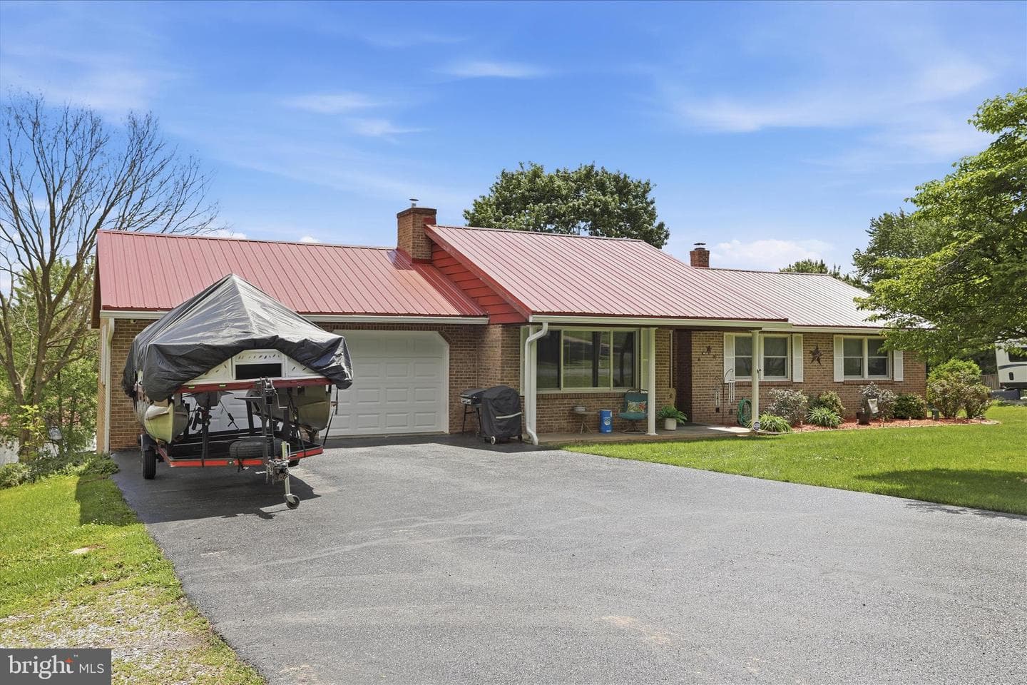 19627 Cool Hollow Road