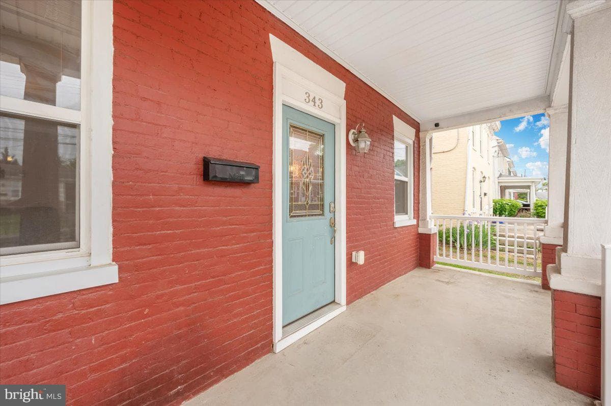 343 Jefferson Street photo 3