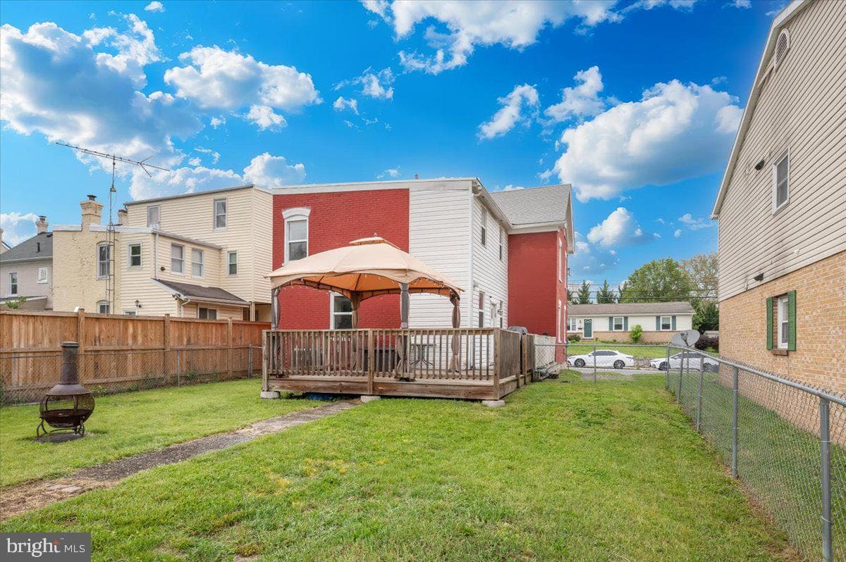 343 Jefferson Street photo 36