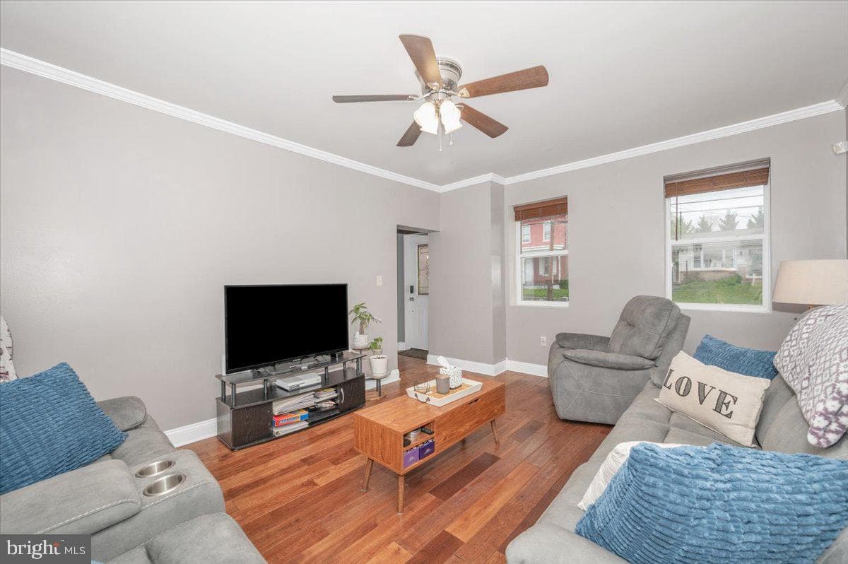 343 Jefferson Street photo 6