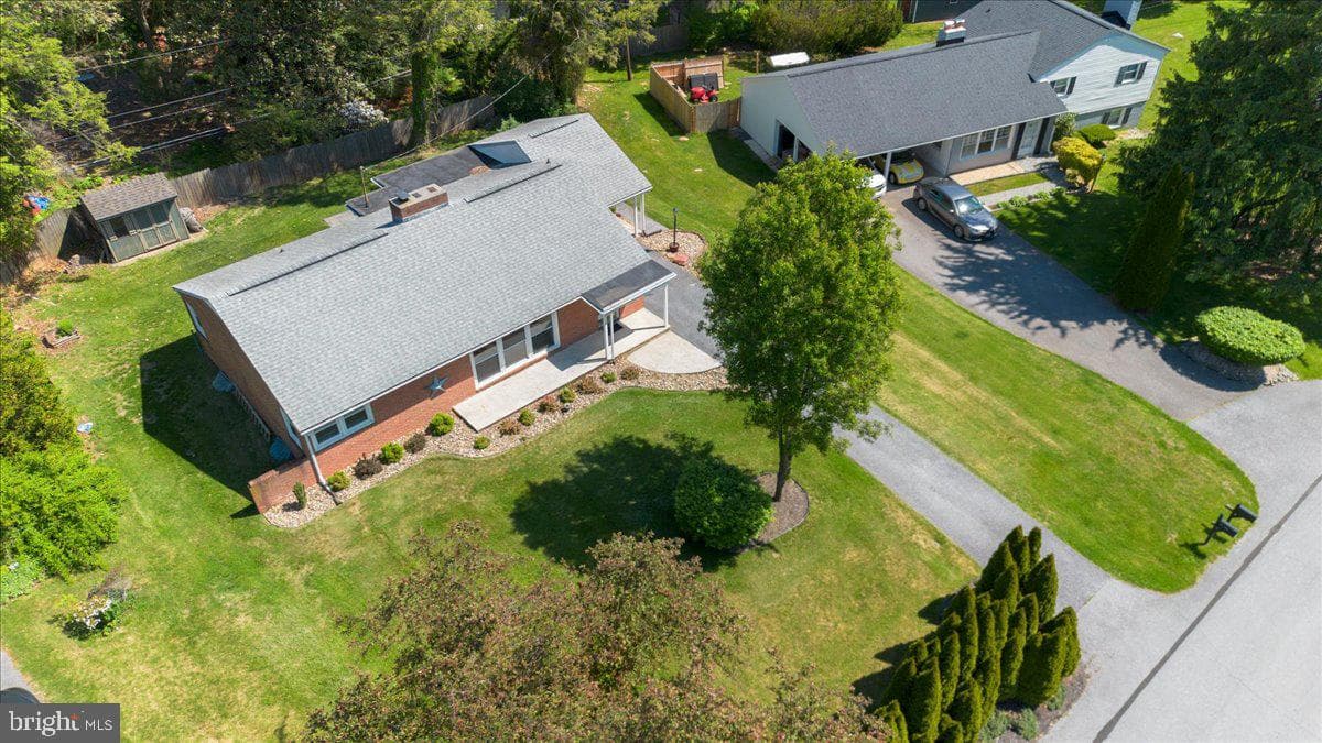 13318 Fairgreen Circle photo 42