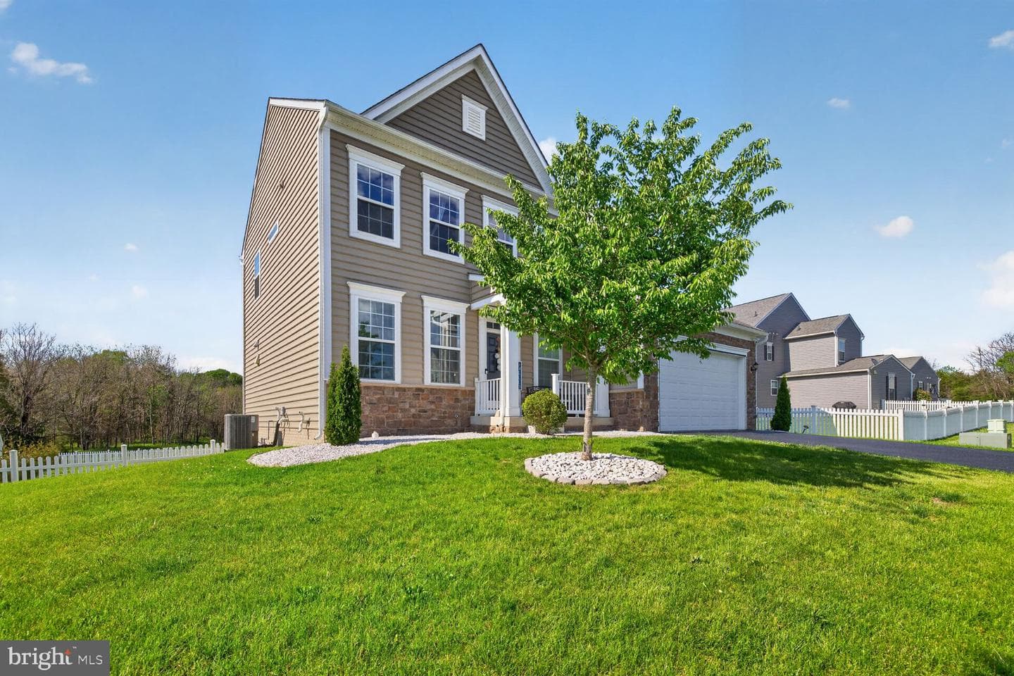 18101 Petworth Circle photo 29