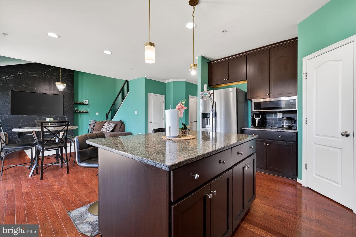 18101 Petworth Circle photo 6