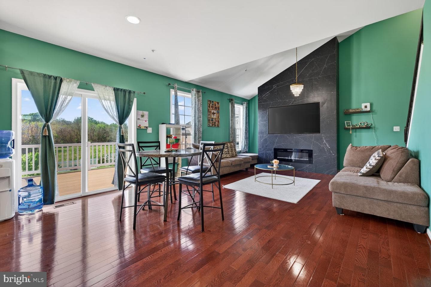 18101 Petworth Circle photo 9