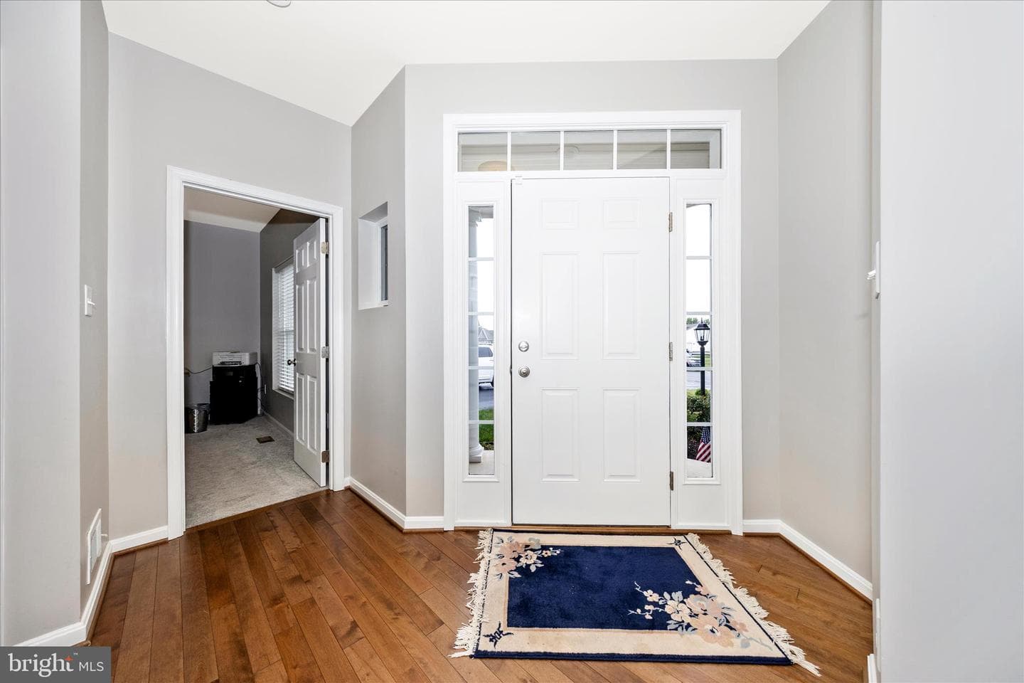 13928 Patriot Way photo 4