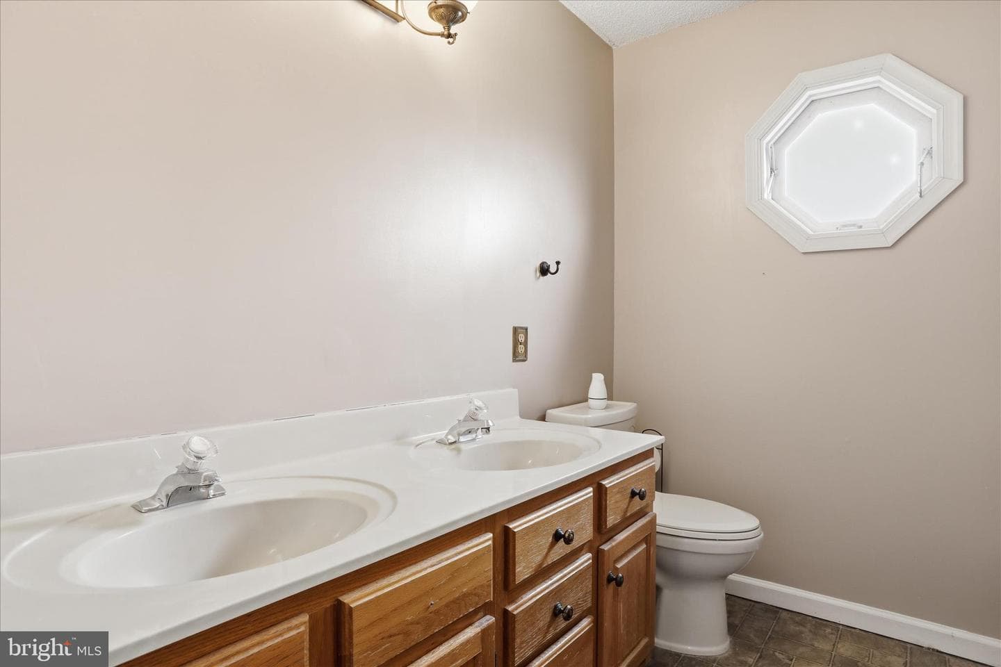 605 Fair Meadows Boulevard photo 20