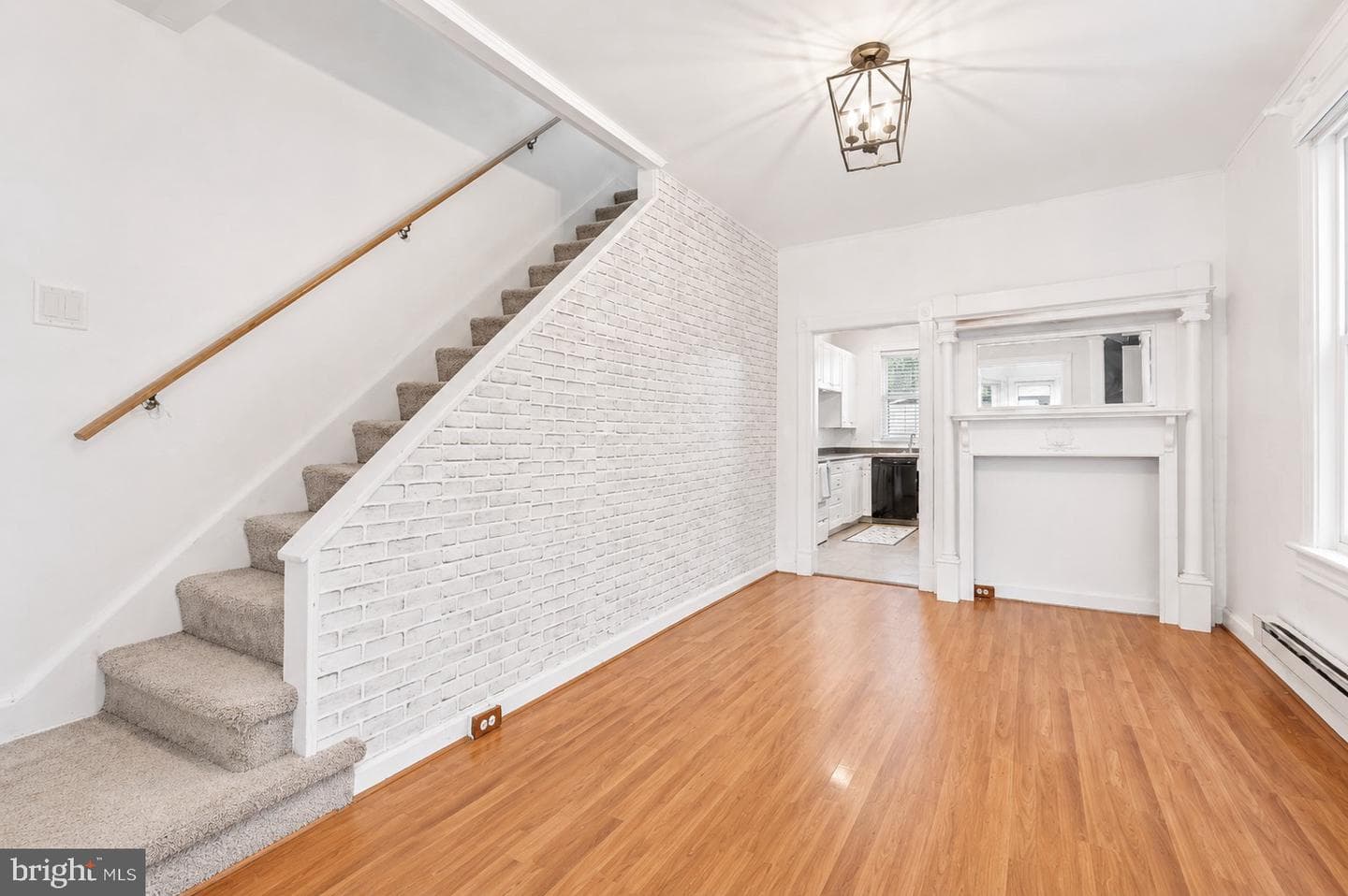 914 Salem Avenue photo 7