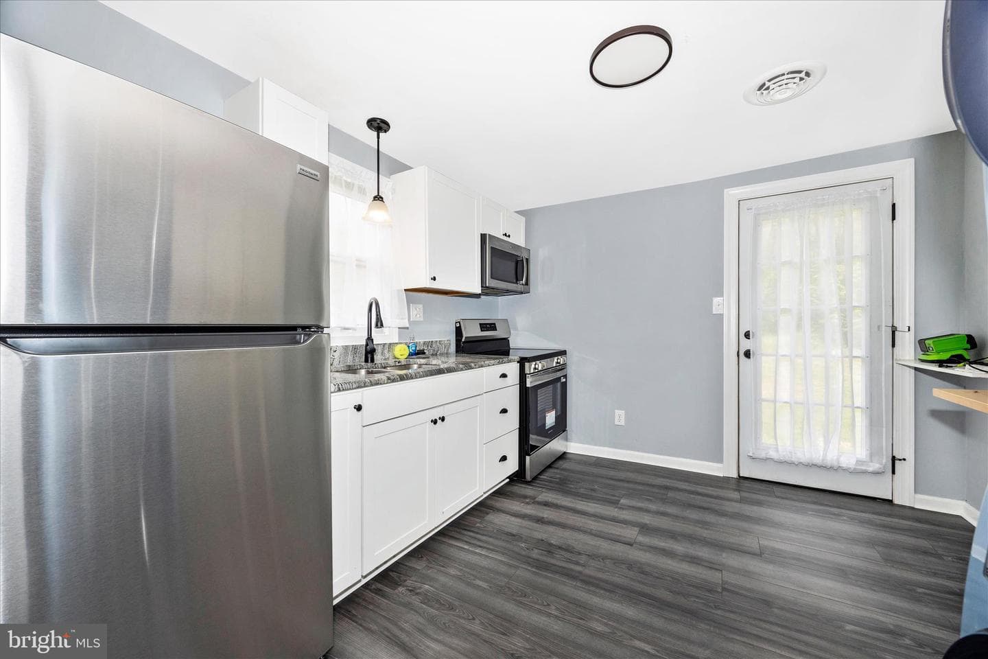 15442 Falling Waters Road photo 10