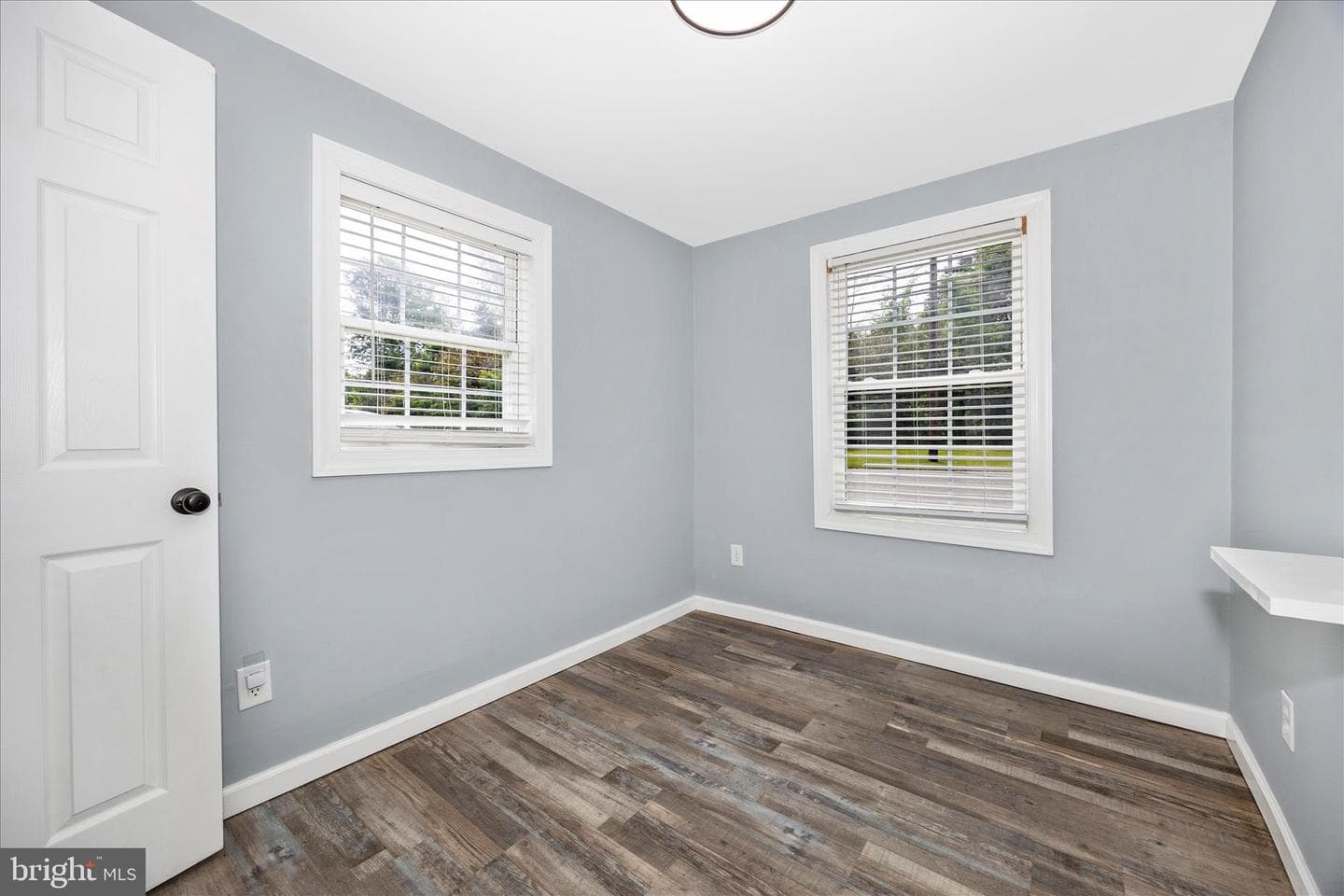 15442 Falling Waters Road photo 23