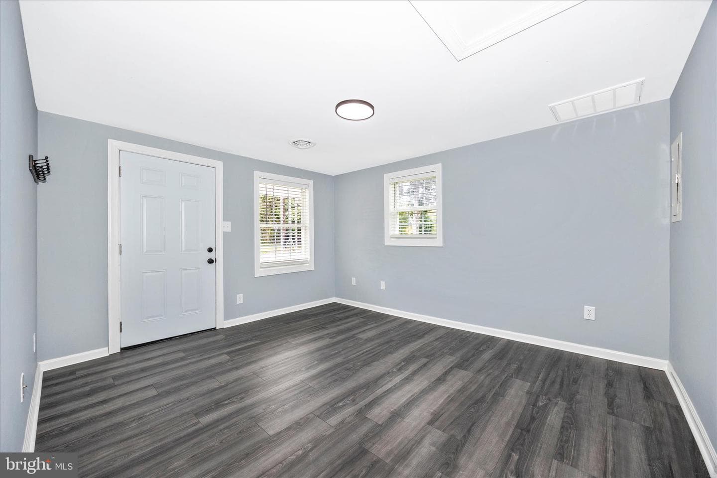 15442 Falling Waters Road photo 3