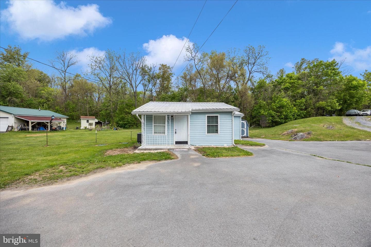 15442 Falling Waters Road photo 37