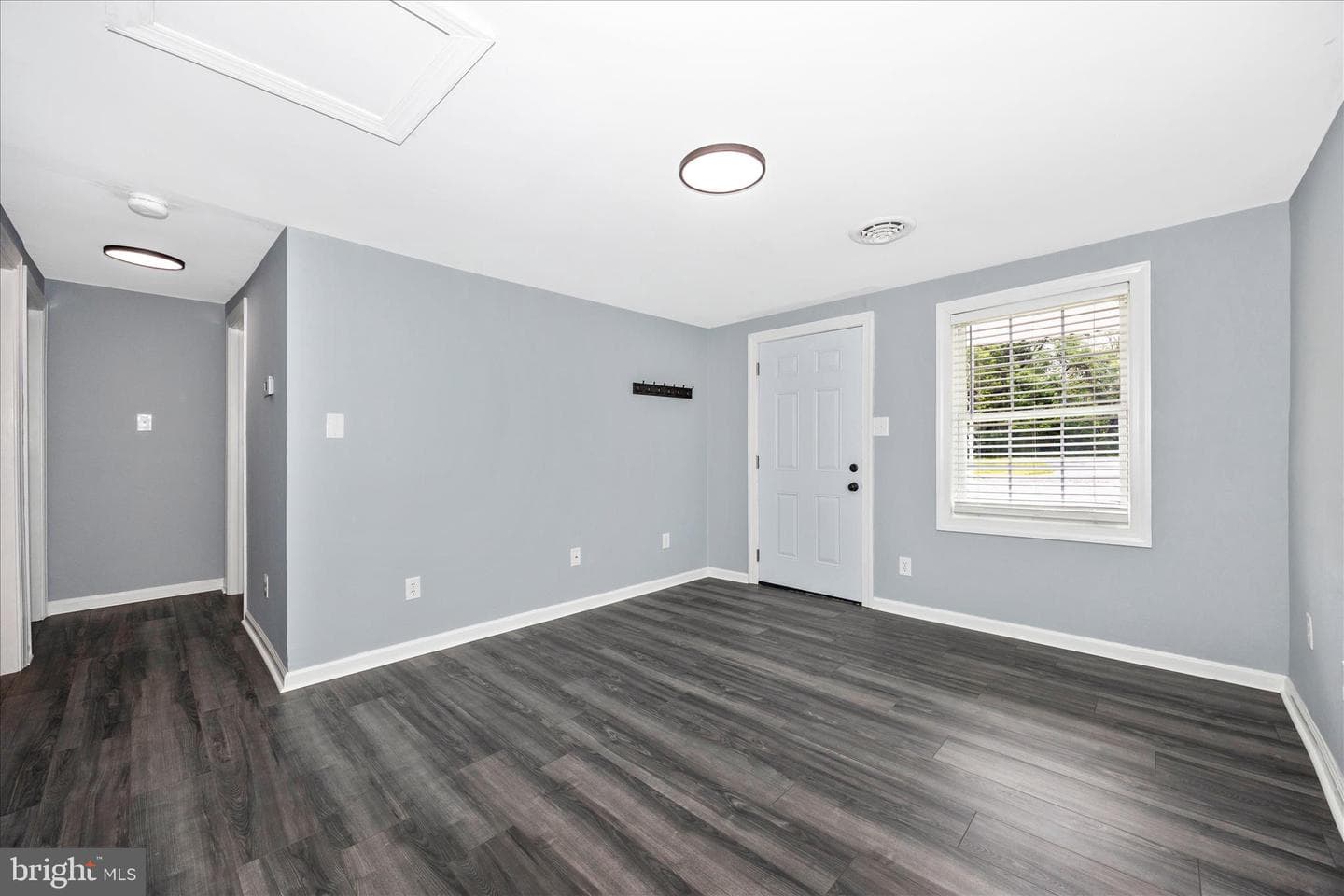 15442 Falling Waters Road photo 8