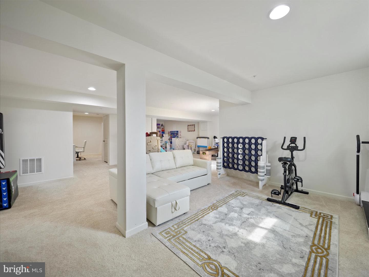 18316 Petworth Circle photo 31