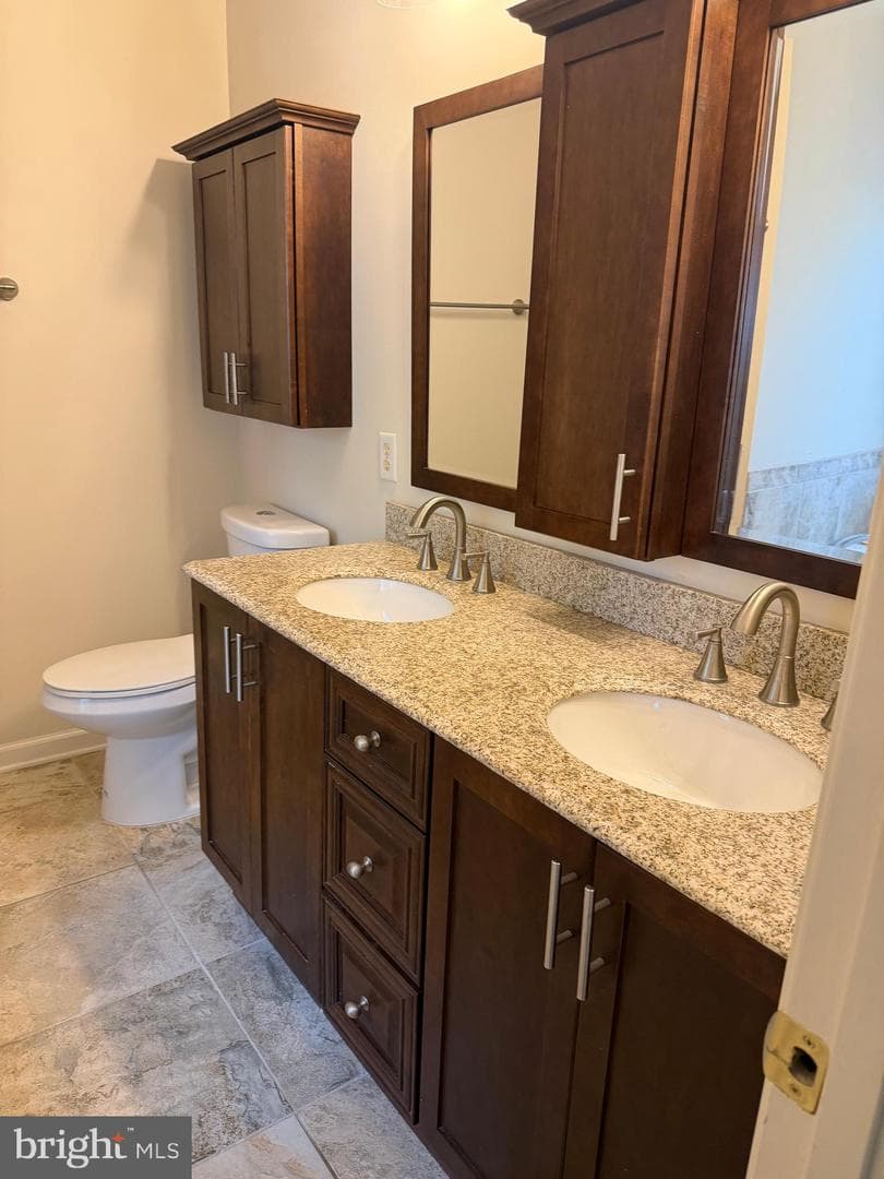 10329 Lantern Lane photo 24